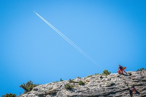 SECOURS EN FALAISE