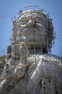 BIG BOUDDHA EN CONSTRUCTION, WAT KAEW PRASERT, PATHIO, PROVINCE DE CHUMPHON, THAILANDE, ASIE 