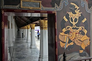 PEINTURE MURALE, GALERIE DU RAMAKIEN, WAT PHRA KEO, BANGKOK, THAILANDE 