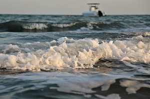 VAGUES, PLAGE DE BANG SAPHAN, THAILANDE, ASIE 