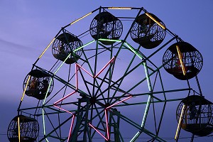 MANEGES DE LA FETE FORAINE, NOUVEL AN, BANG SAPHAN, THAILANDE 