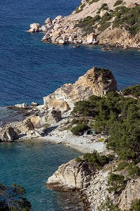 COTE DECOUPEE, LITTORAL TURC DE LA MER EGEE, REGION DE FOCA, RIVIERA DES OLIVIERS, NORD D’IZMIR, TURQUIE 