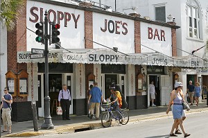 SLOPPY JOE'S BAR, ETABLISSEMENT FREQUENTE PAR ERNEST HEMINGWAY, DUVAL STREET, KEY WEST, FLORIDE, FLORIDA, ETATS-UNIS, USA 