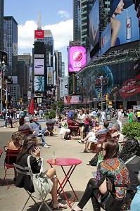 ZONE PIETONNE ET BUILDINGS DE TIMES SQUARE, QUARTIER DE MIDTOWN, MANHATTAN, NEW YORK CITY, ETAT DE NEW YORK, ETATS-UNIS 