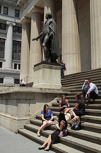STATUE DU PRESIDENT WASHINGTON DEVANT LE FEDERAL HALL, WALL STREET, DOWNTOWN, MANHATTAN, NEW YORK CITY, ETAT DE NEW YORK, ETATS-UNIS 