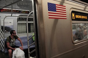 WAGON DU METRO NEW-YORKAIS, NEW YORK CITY, ETAT DE NEW YORK, ETATS-UNIS 
